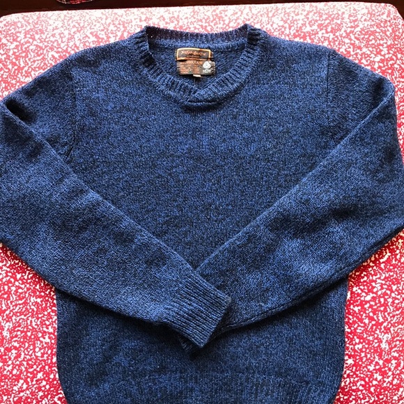 Yves Saint Laurent 100% wool sweater - Picture 2 of 3